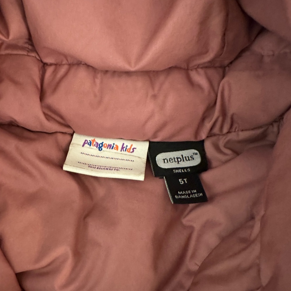 Patagonia Hi-loft down hoodie jacket 5T. - Picture 8 of 10